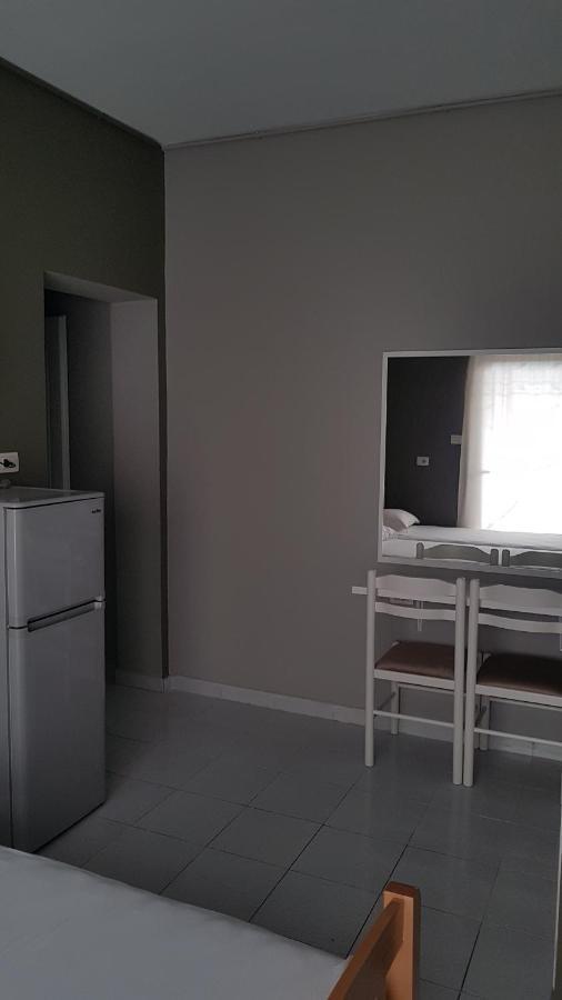 Aralis Rooms Саранда Экстерьер фото